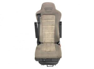Együléses utasülés iveco szürke