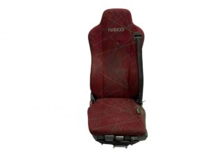Iveco piros vezetőülés 504065715