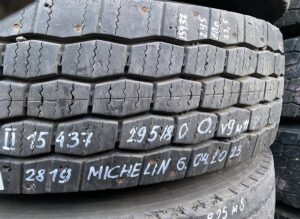 Michelin kerék 295/80 r22. 5