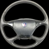 Scania kormány légzsákkal és kormányvezérlőkkel