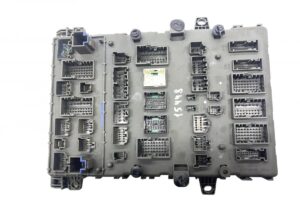 Biztosítéktábla renault 7422009557 7423341346