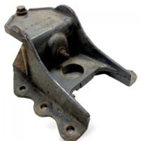 Bal hátsó lamellás tartó Renault hajtótengelyhez 7482095208 / 82095208