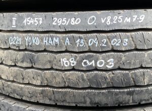 Volvo kerék 295/80r22. 5 22. 5×8. 25 o. 8. 25m7. 9