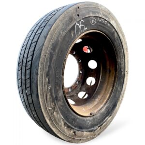 Mercedes dunlop sp442 kerék 275/70r22. 5