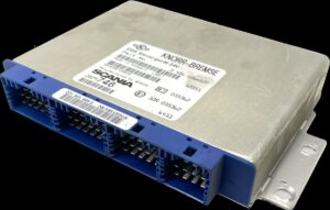 Ebs vezérlőegység knorr-bremse 24v, scania, cikkszámok: 2116106, 2239955, 2029746, 0486106122