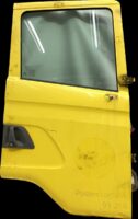Jobb ajtó Scania sárga Posten Logistik 93 246