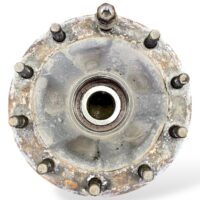 Féktárcsás kerékagy jobb első tengely Volvo – OEM kódok: 85107750, 85111448, 85111791, 85114470, 3092710, 7485114470, 3988838, 21024206, 21116569