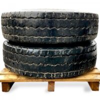 Volvo teherautó gumi szett 295/80R22.5, 2 db