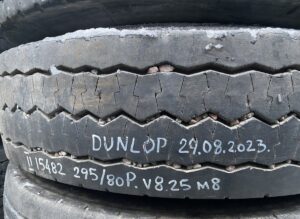 Dunlop volvo kerék 295/80r22. 5 225×9 225×8. 25 29. 08. 2023