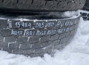 Volvo kerék 295/80r22. 5 – 225×9 – 225×8. 25 97