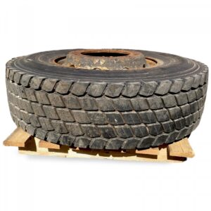 Volvo kerék 315/80r22. 5 225×825-11