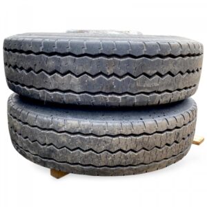 Készlet 2 db kerék volvo 295/80 r22. 5 225×825-18