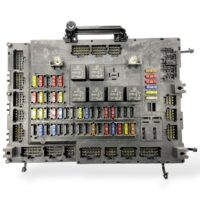 Biztosítéktábla Mercedes-Benz kódok: 0014462058, 0014463458, 0014465958, 0014467458