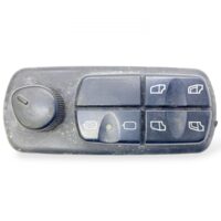 Jobb elektromos ablakkapcsoló Mercedes A0045452713
