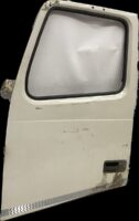 Bal első ajtó Volvohoz, kód 20360542/3090453/3980432