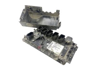 Mercedes első elektronikus vezérlőegység a0004461561 a0004461461 a0004462061 a0004462661 a09415450046 a0004460861 a0004462761 0004461561 0004461461 00044620-13