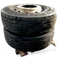 Készlet 2 Volvo kerék 305/70R22.5 225×825.11