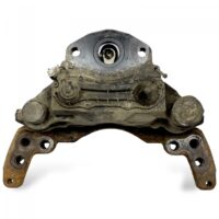 Bal hajtott tengely féknyereg Scania (Kompatibilis kódok: 1928821, 1946327, 1756384, 1731226, 1746796, 1946306, 1903079)