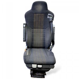 Volvo vezetőülés model 70358290 felújított