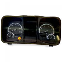 Műszerfal óra Mercedeshez – A0084465921 / 0084465921 / A9614464021 / A9614466621 / A0084467821 / A0084465521 / A0094460021 / A0104460021 / A0104464621 / 9614464021 / 9614466621 / 0084467821 / 0084