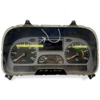 Műszerfal óra Mercedes-Benzhez (OEM kódok: A0024468621, A0034462521, A0014469521, A0034464221, A0034467221)