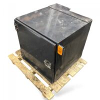 Fém szerszámtároló doboz Volvo 740×850-710