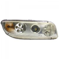 Jobb fényszóró Volvo – Kódok 21209330, 21784043