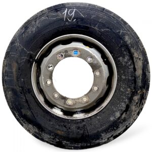 Solaris kerék 295/80r22. 5 225×9/225×8,25-14