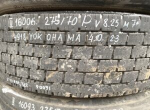 Scania kerék 275/70r22. 5 yokohama 4918
