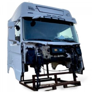 Fülke burkolat scania cr20 teherautóhoz