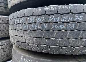 Michelin gumiabroncs 295/80 r22. 5 16 11 295 180 pv8 25m 7. 8 42. 15 26. 10. 23