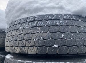 Yokohama kerék 295/80r22. 5 26. 10. 23