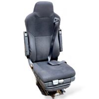 Volvo vezetőülés, fekete, beépített biztonsági övvel