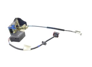 Jobb oldali ajtózár volvo 24v 20745946 82365191 20864258 20864269
