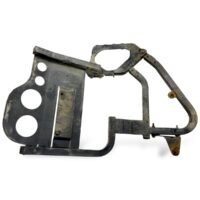 Tartó sárvédőhöz, első/hátsó jobb tengely, Volvo 20855141/82324143
