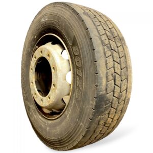 Mercedes yokohama kerék 315/70r22. 5