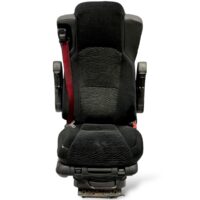 Mercedes A9609108602 vezetőülés fekete piros övvel