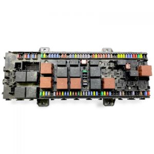 Biztosítéktábla volvo – 73700997 / 21939408 / 22488319