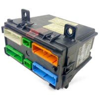 Renault VECU vezérlőegység 7421720486 7421067824