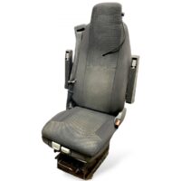 Volvo vezetőülés (Cod: 21620988) – Fekete, állítható, oldaltámaszos
