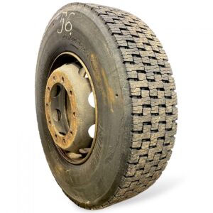 Volvo kerék 295/80r22. 5 bridgestone 123/122l