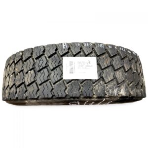 4 db volvo 315/70r22. 5 gumiabroncs szett