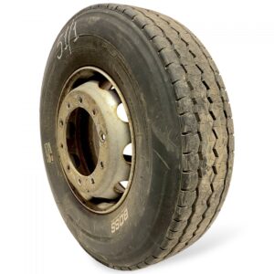 Készlet 2 kerék, volvo 295/80r22. 5 225×825/33 boss