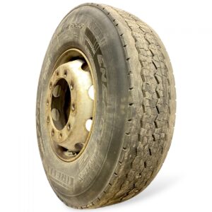 Volvo kerék 295/80r22. 5 pirelli energy 145/143m
