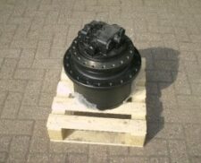 Végáttétel Hitachi EX270, EX330, EX3500, EX750, UH045, UH07, UH082 kotrógépekhez