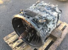 Renault 16S151 kézi váltó teherautóhoz