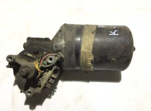 Volvo 0390422062 ablaktörlő motor
