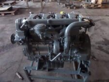 Liebherr D904T dízelmotor – 4 hengeres turbó