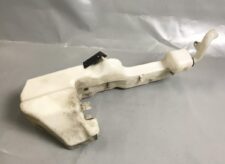 Szélvédőmosó tartály Mercedes A9438690320 9438690320 A9438690020 9438690020