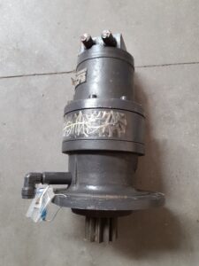 Fordulatszámcsökkentő komatsu pc18/pc20 gépekhez
